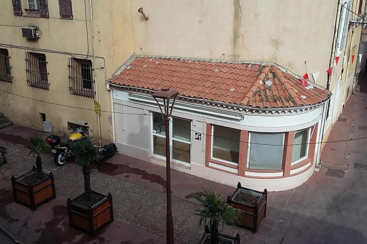Magnifique Studio Au Coeur Historique De Fréjus 外观 照片