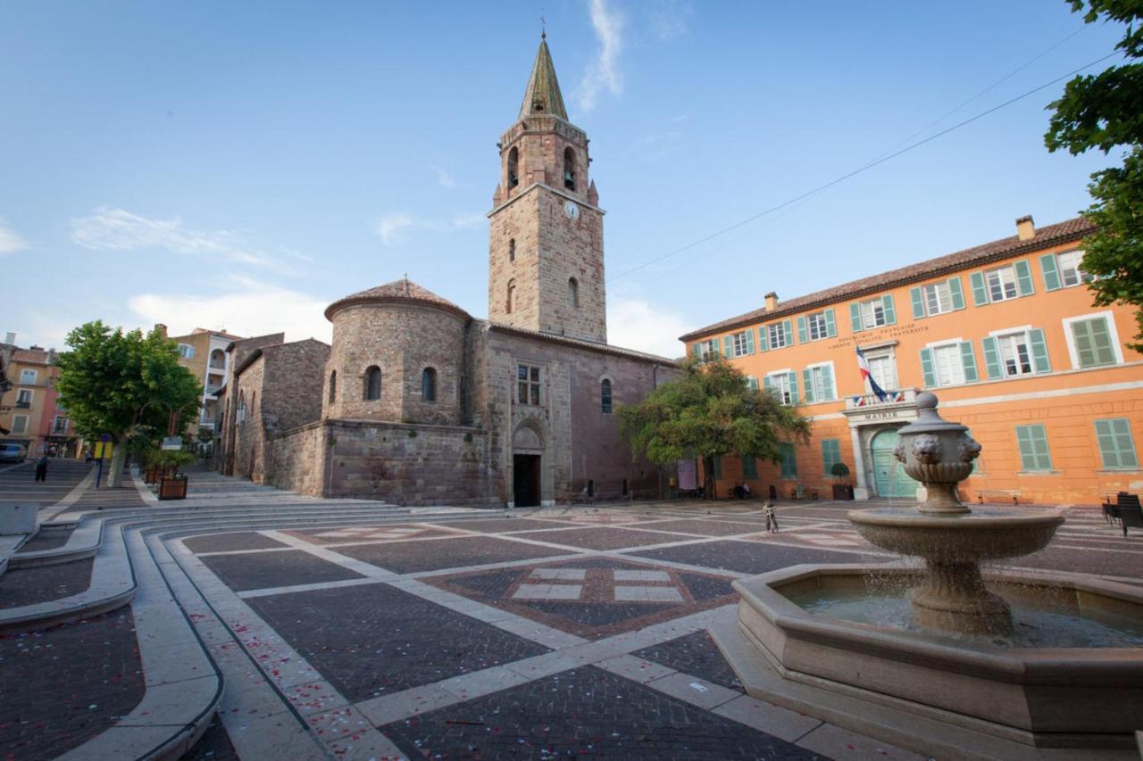 Magnifique Studio Au Coeur Historique De Fréjus 外观 照片